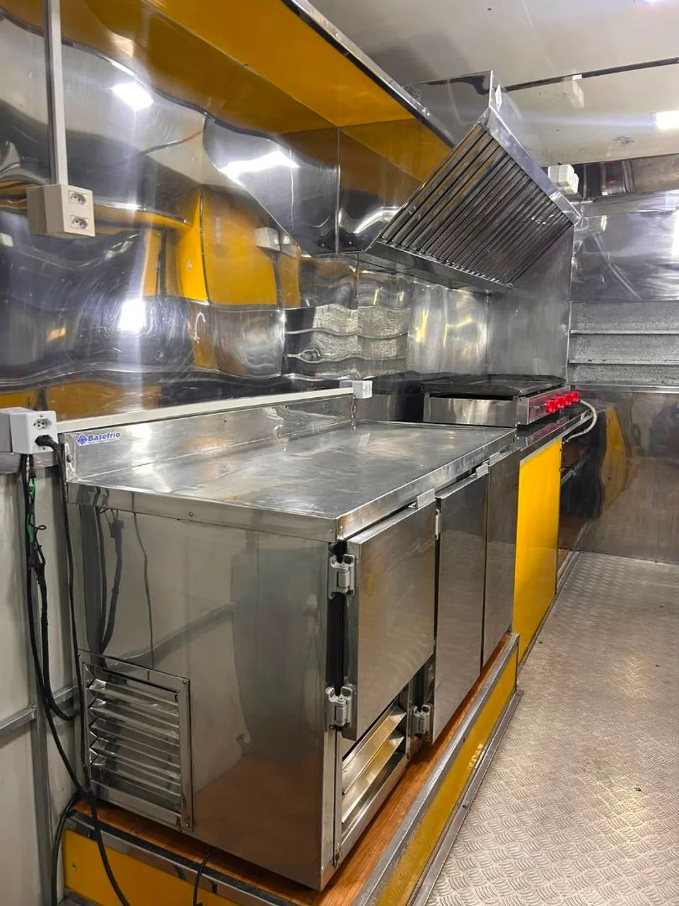 Trailer de lanches 2022 completo e pronto para trabalhar - Foto 4