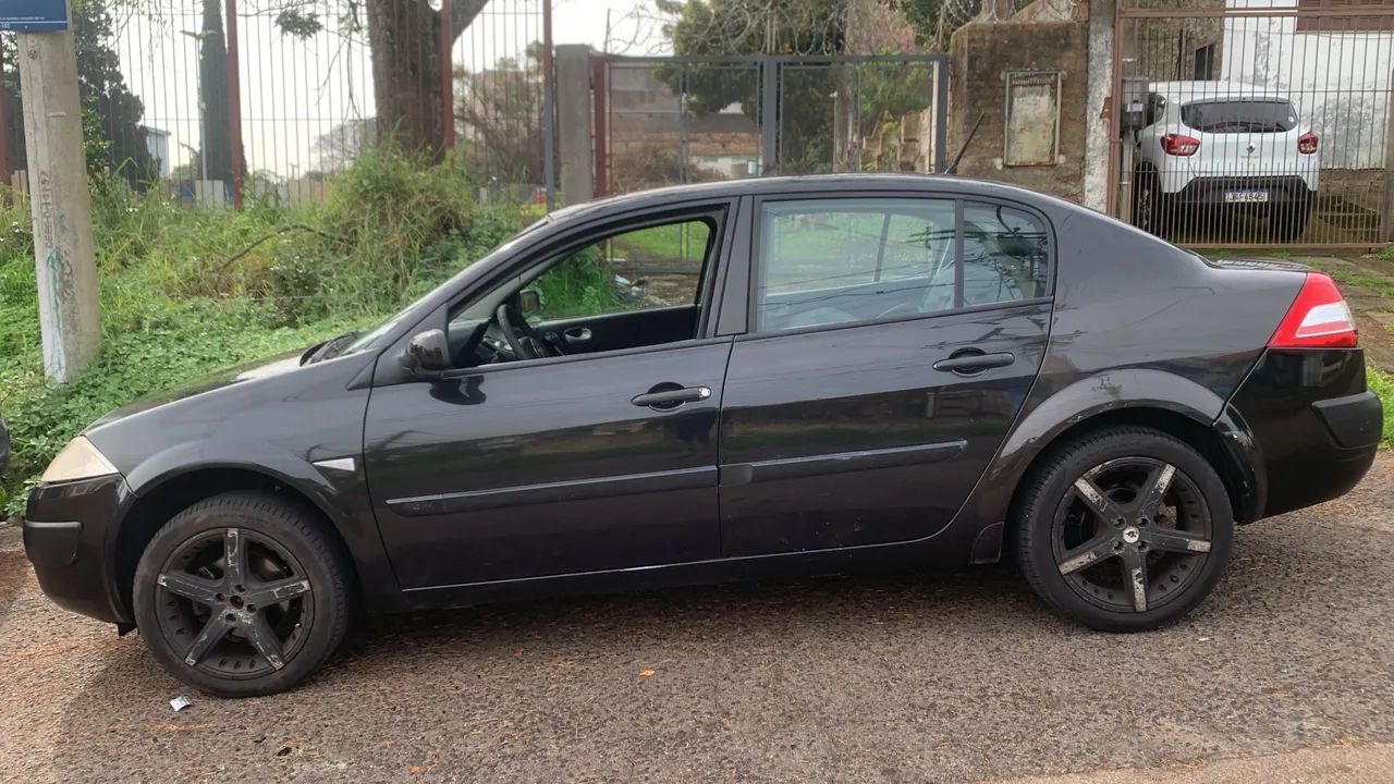 Renault Megane SEDAN EXPRESSION HI-FLEX 1.6 16V 2011