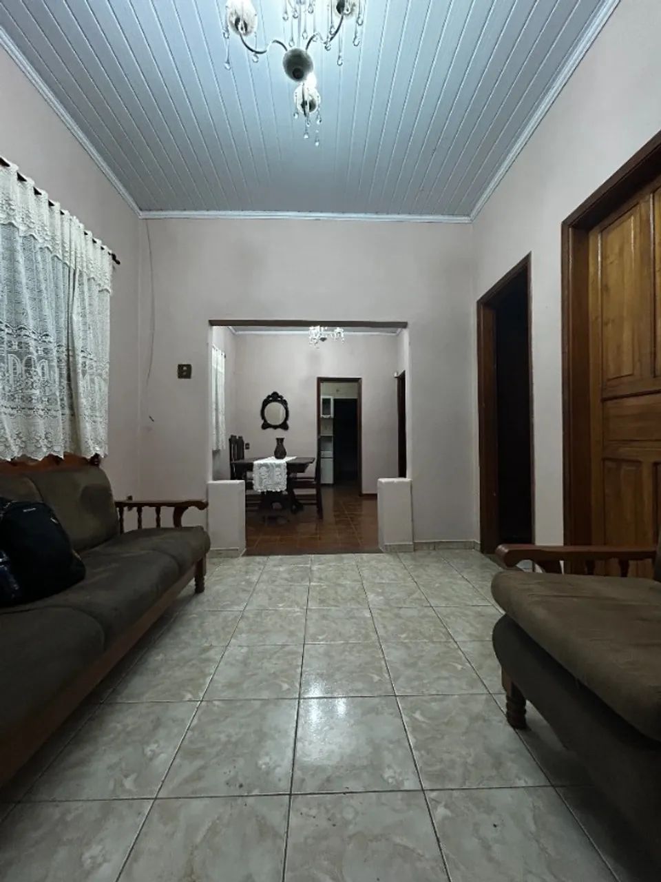 Aluguel  Casa no Centro Araguari  3 quartos garagem - Foto 3