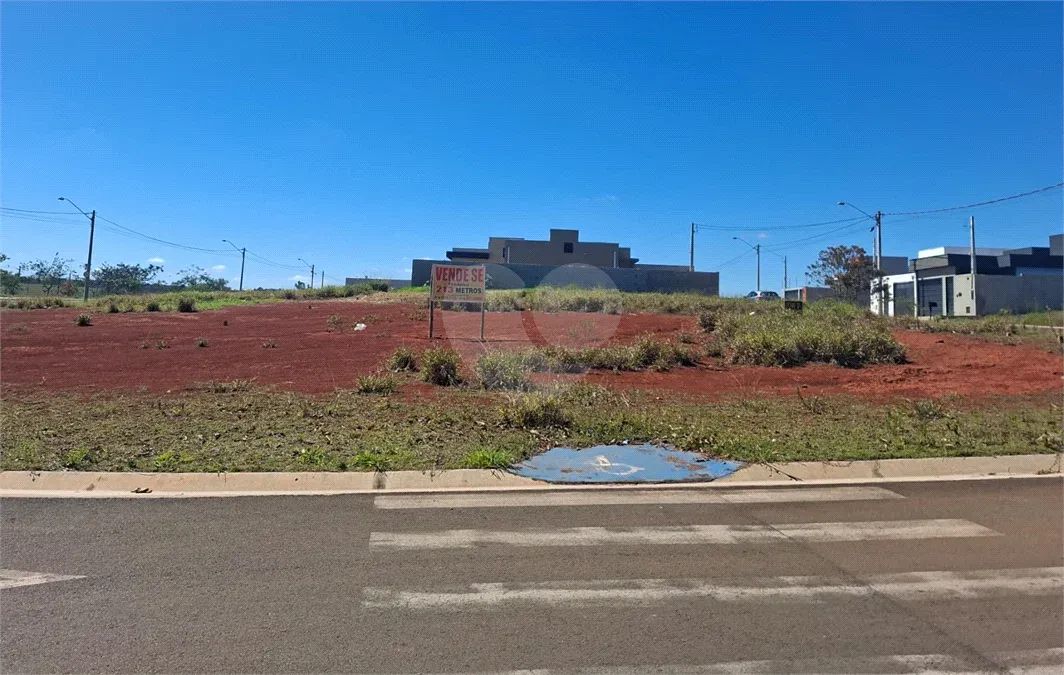 Terreno à venda em Parque itapê - SP
