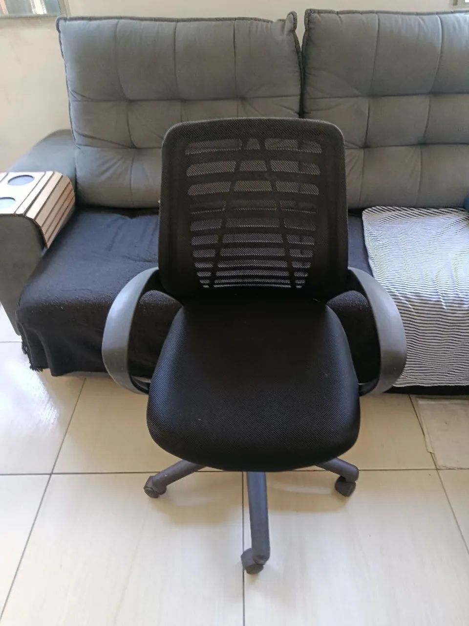 Vendo cadeira de escritório 