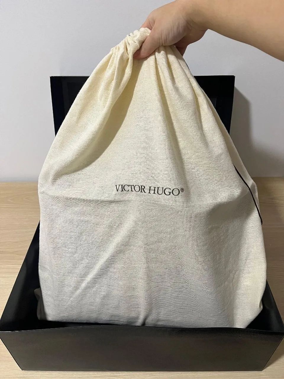 Bolsa Victor Hugo Roma Original - Nova com Caixa e Etiqueta - Foto 3
