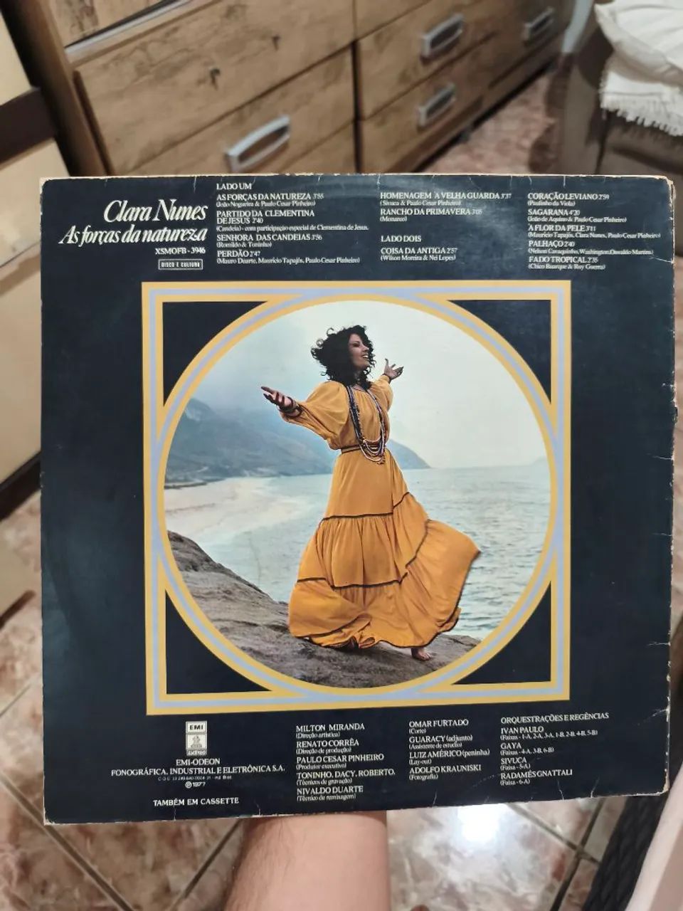 Clara Nunes as forças da natureza LP vinil MPB - Foto 2