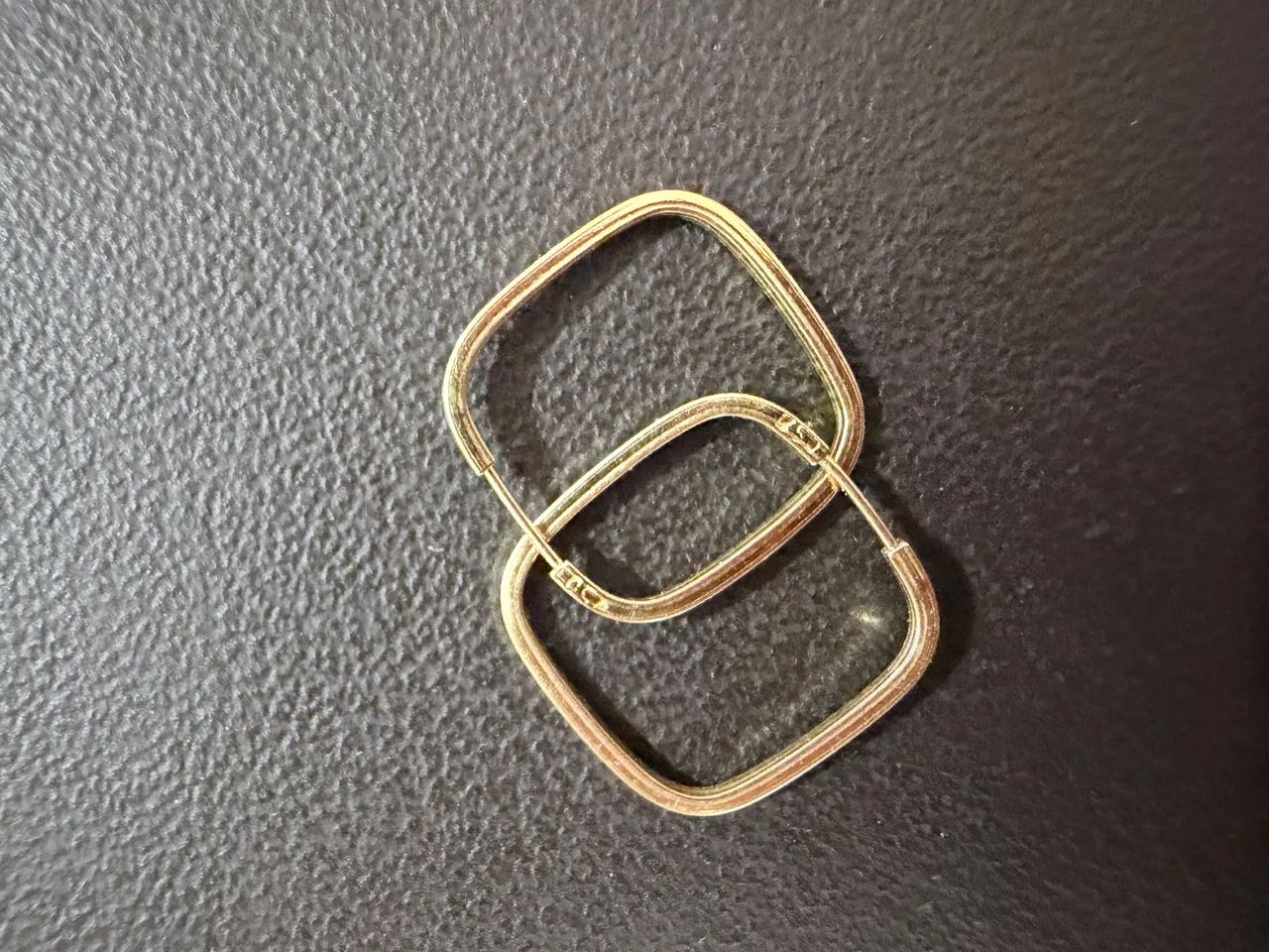 Argola em ouro 18k
