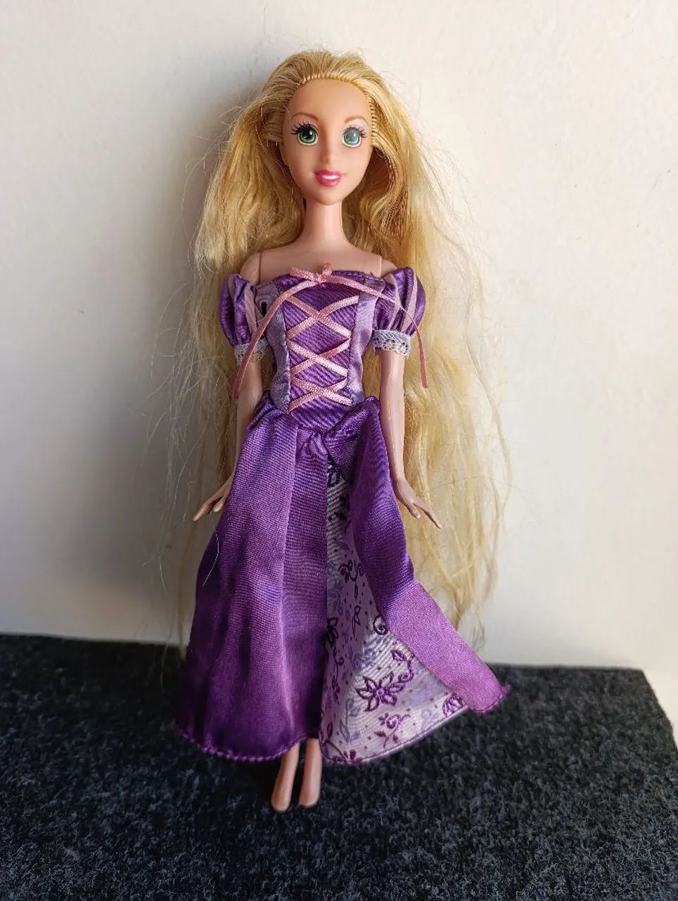 Boneca Rapunzel Enrolados (2009)