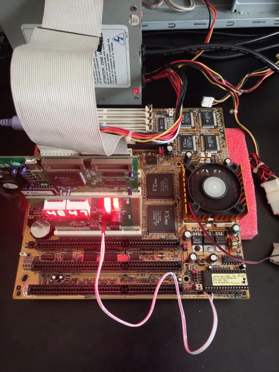Placa mãe antiga TX Pro socket 7 ISA