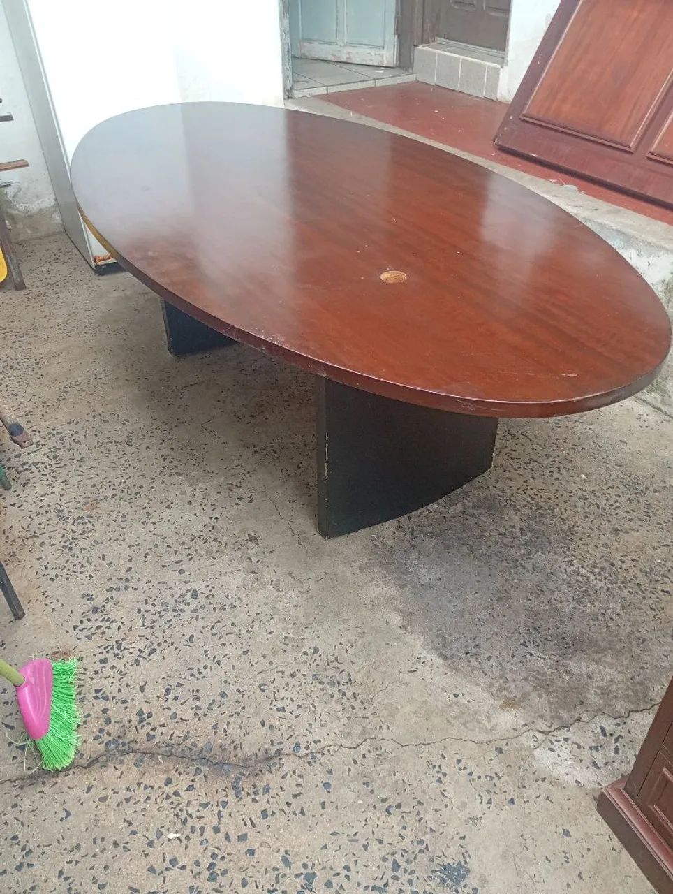 Mesa oval pra diversos ambientes  - Foto 4