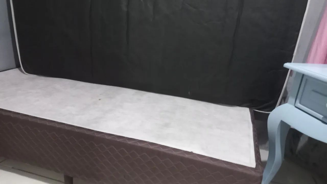 Vendo cama box de solteiro  - Foto 4