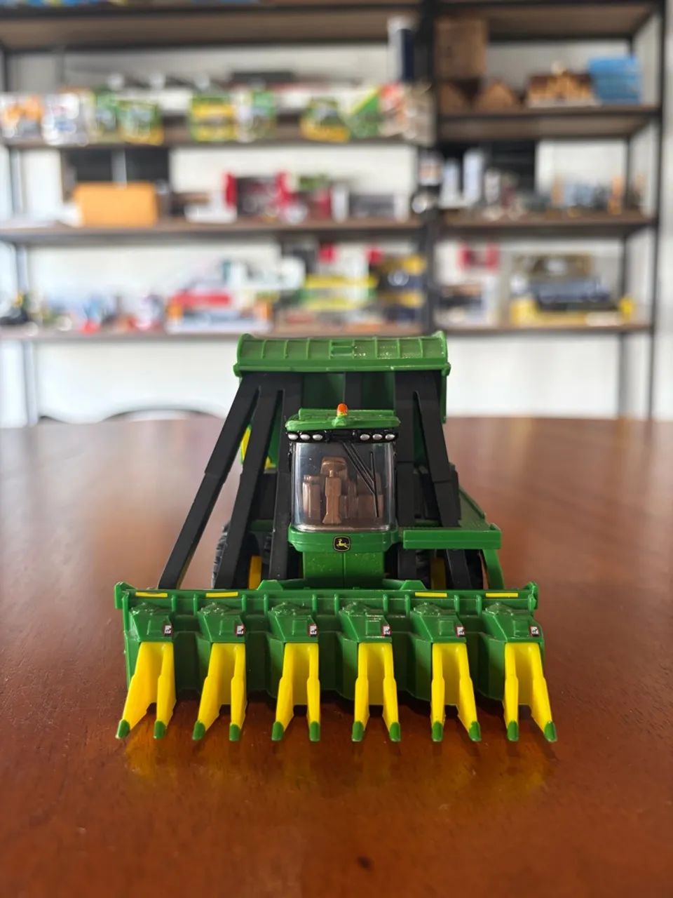 Miniatura Colheitadeira de algodão John Deere CP690 1/64  - Foto 5