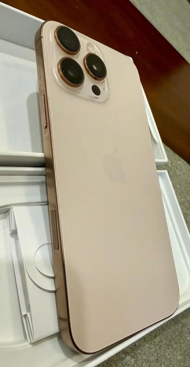 iPhone 16 Pro Max - Foto 4