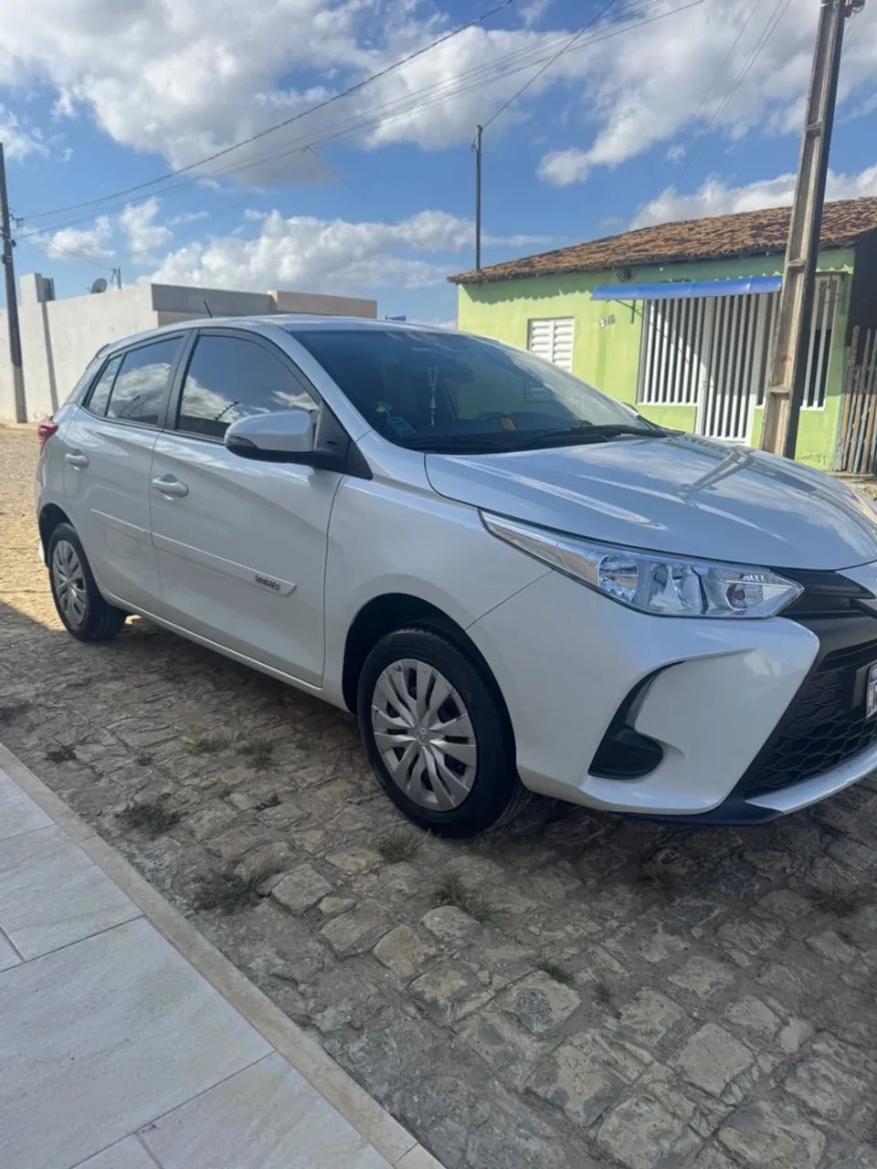 Toyota Yaris XL 1.5 FLEX 16V 5P AUT. 2023