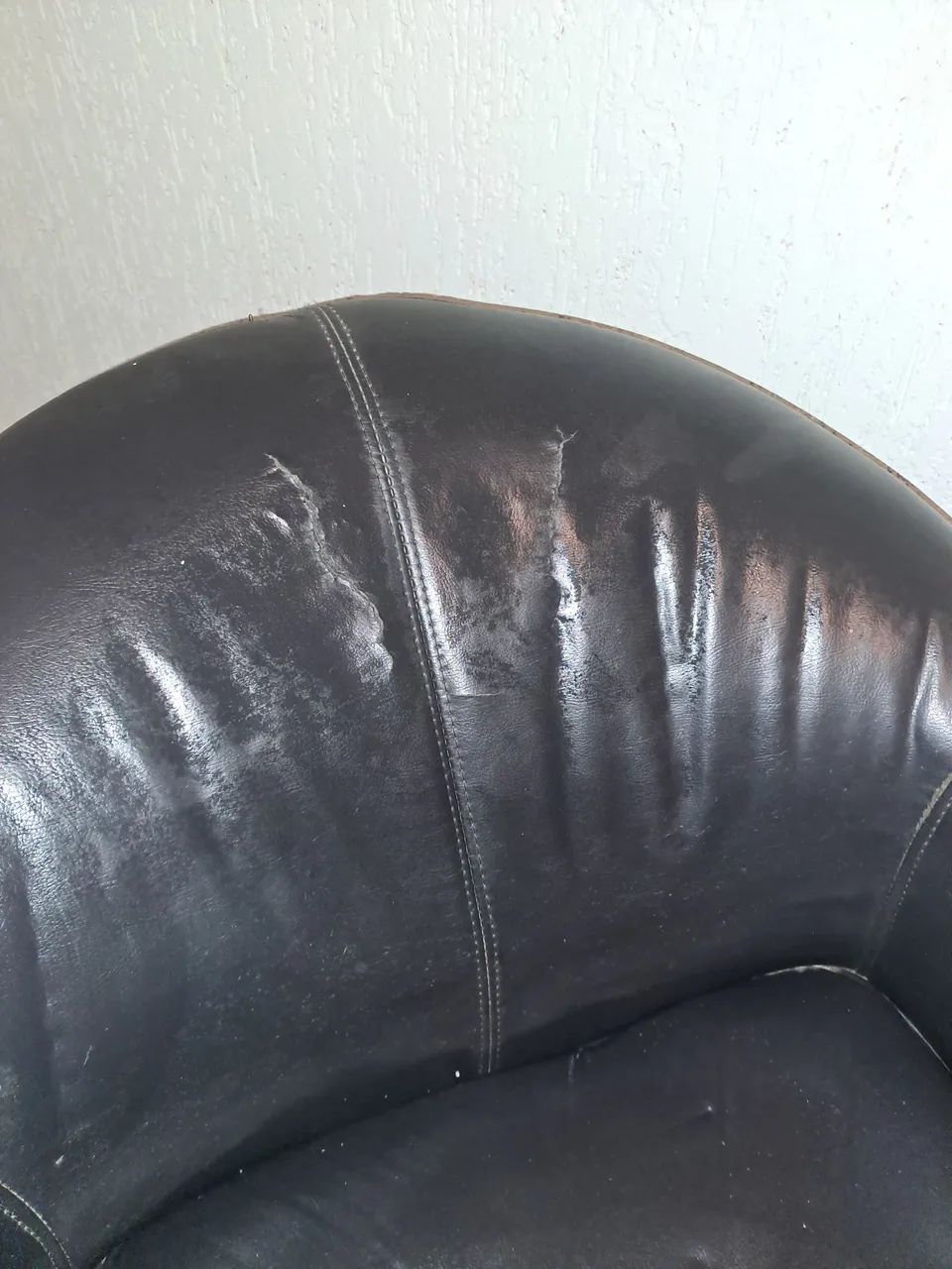 2 poltronas simples em corino - Foto 5