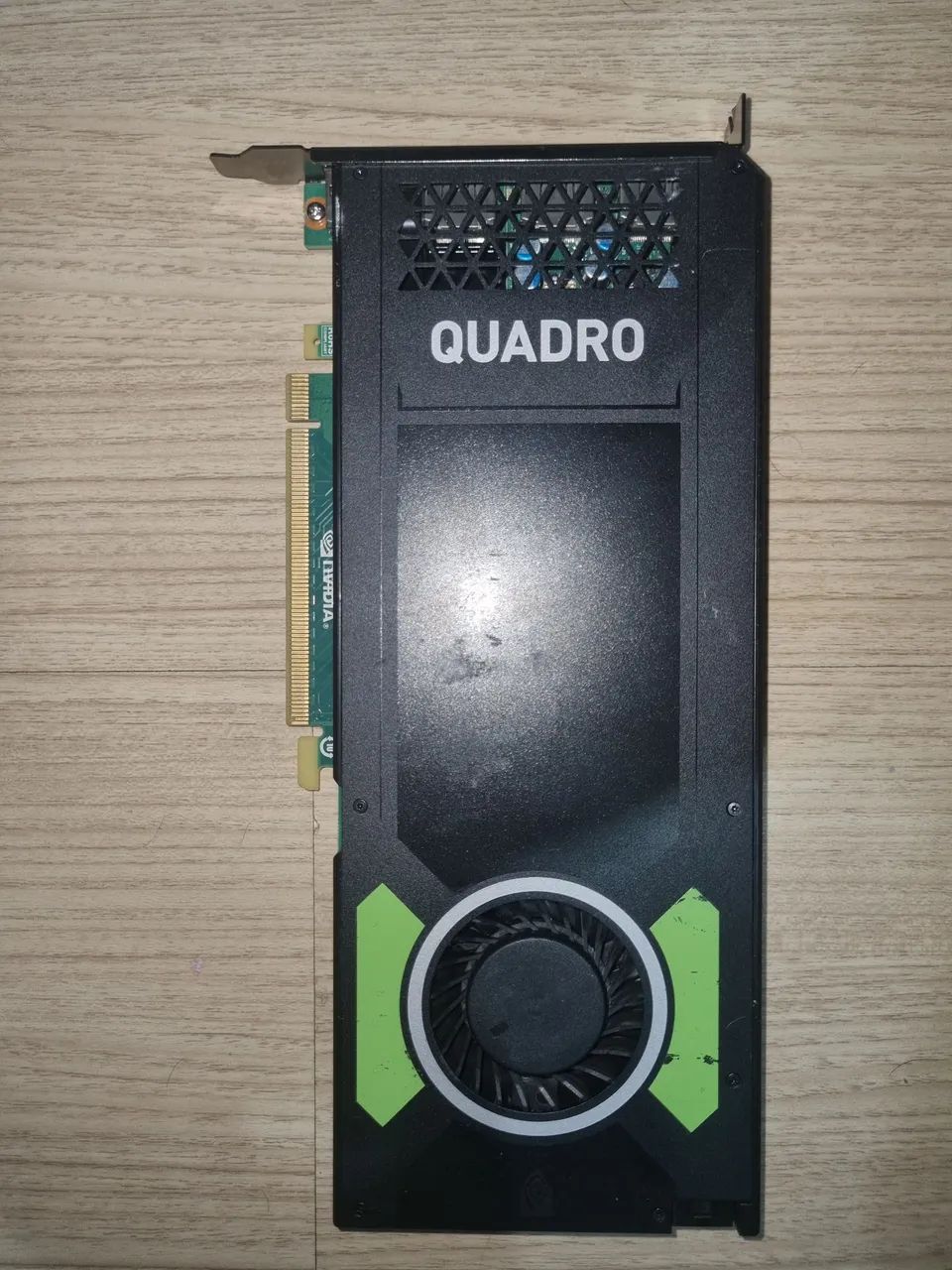 Placa de vídeo NVidia quadro m4000