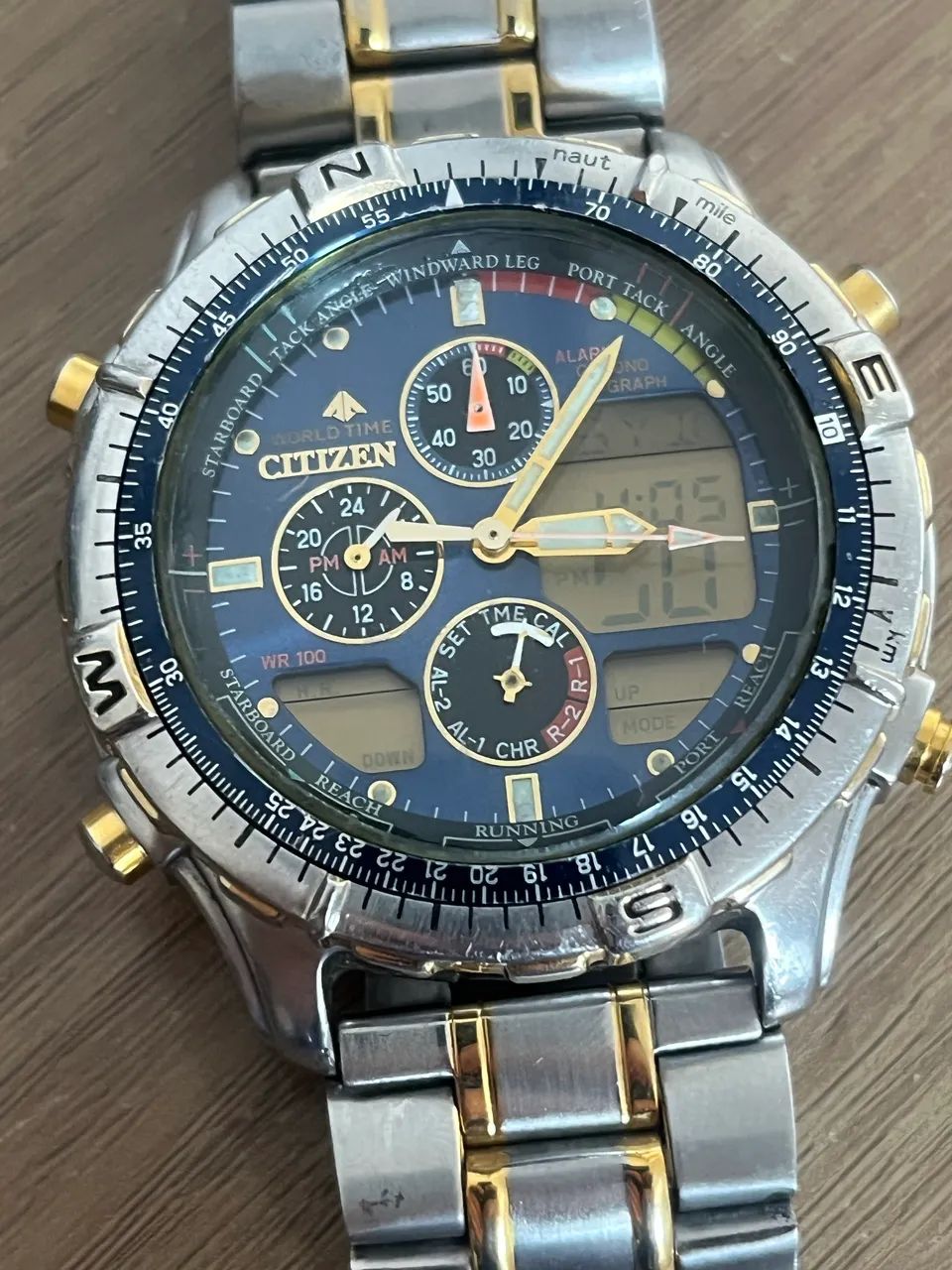 Relogio citzen nav surf c320 worldtime - Foto 2