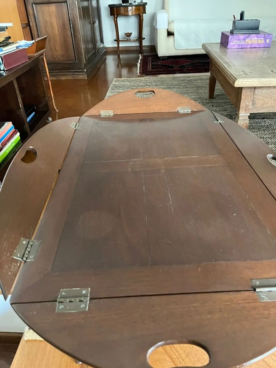 Mesa Inglesa de Centro Marrom - Foto 2