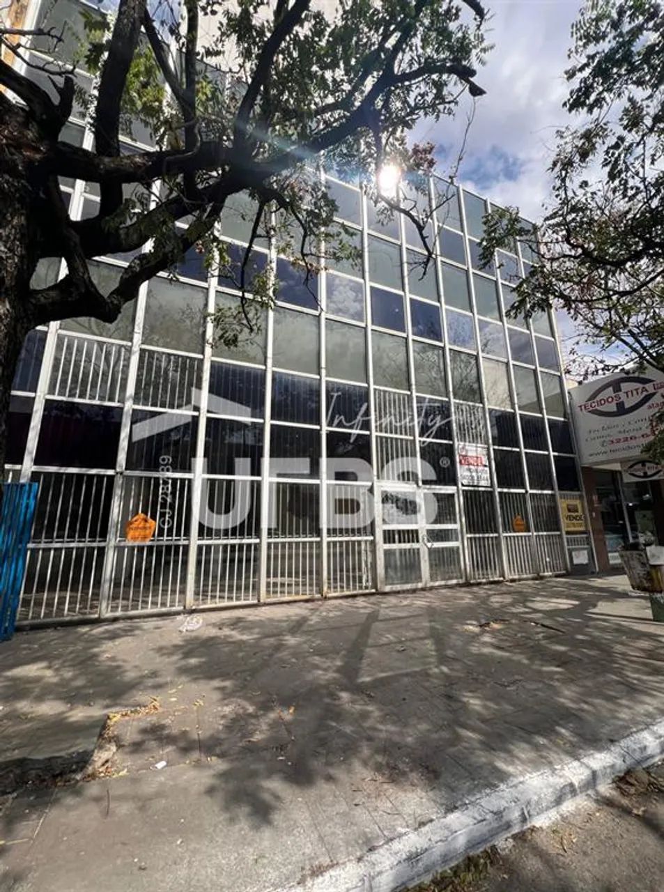 VENDO PRÉDIO 2.705,06M², SETOR CENTRAL
