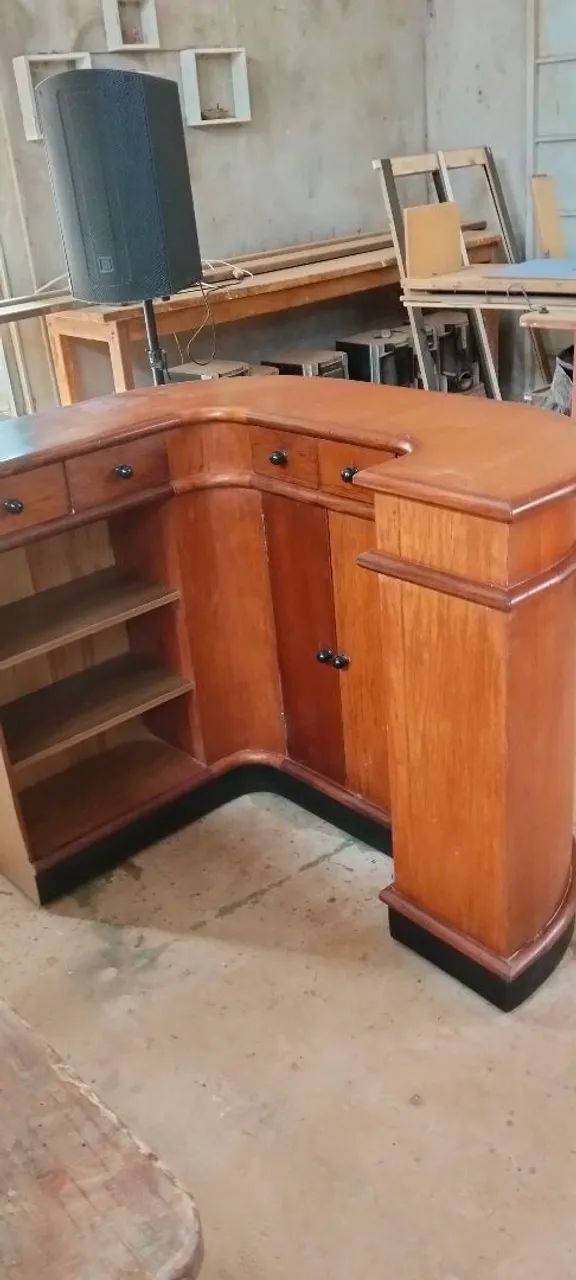 Balcão em mogno ótimo para atendimento  - Foto 3