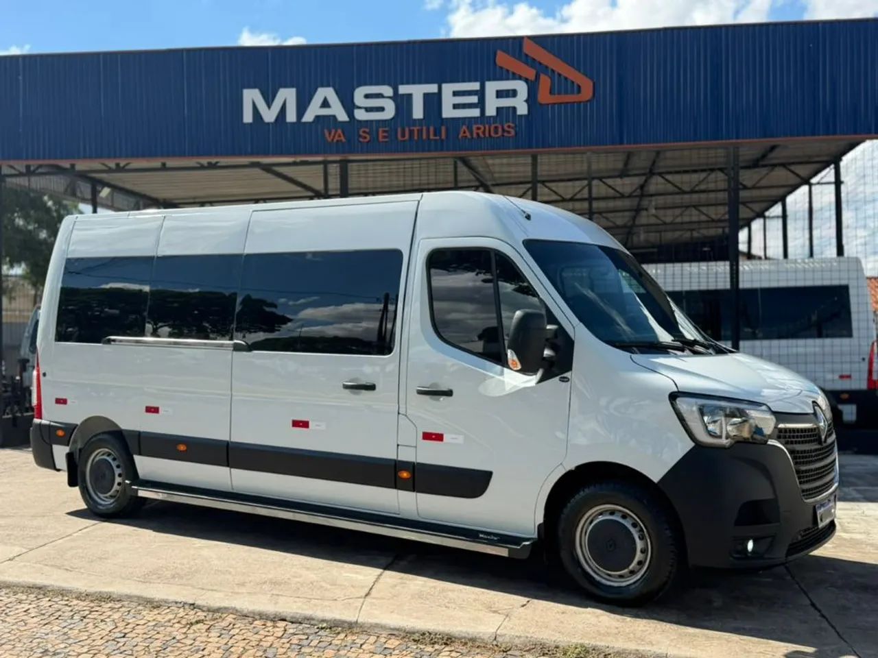 Renault Master 2023