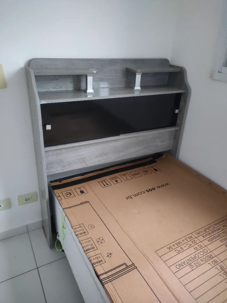 Cabeceira solteiro com criado mudo embutido  - Foto 3