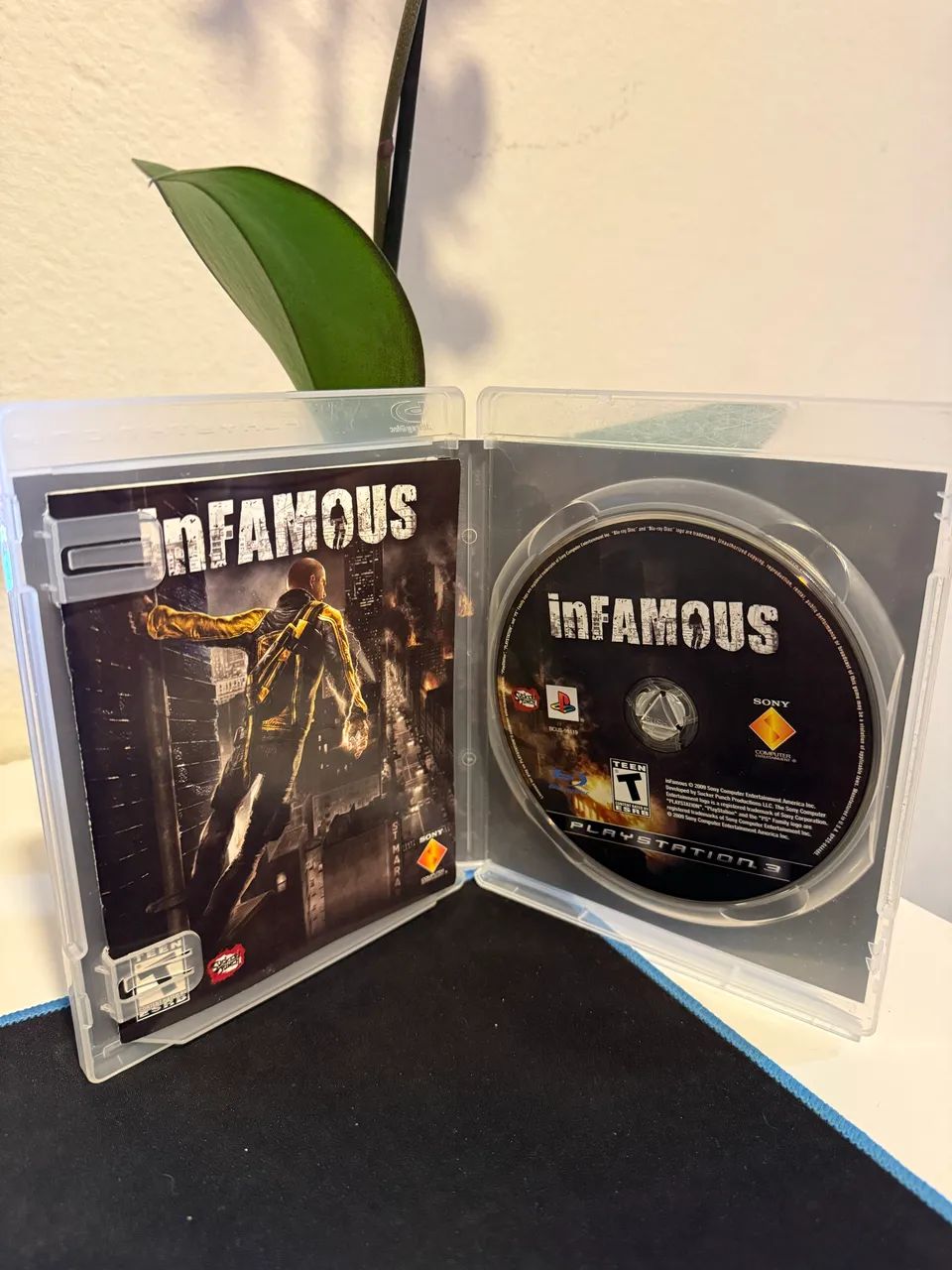 Infamous PS3  - Foto 2