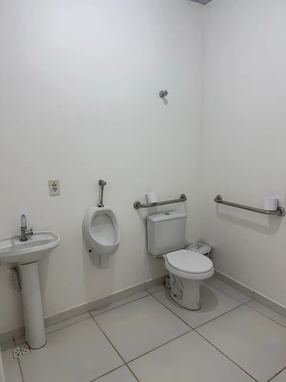 Aluga-se Clínica Médica, Odontológica e Exames completa - Foto 12