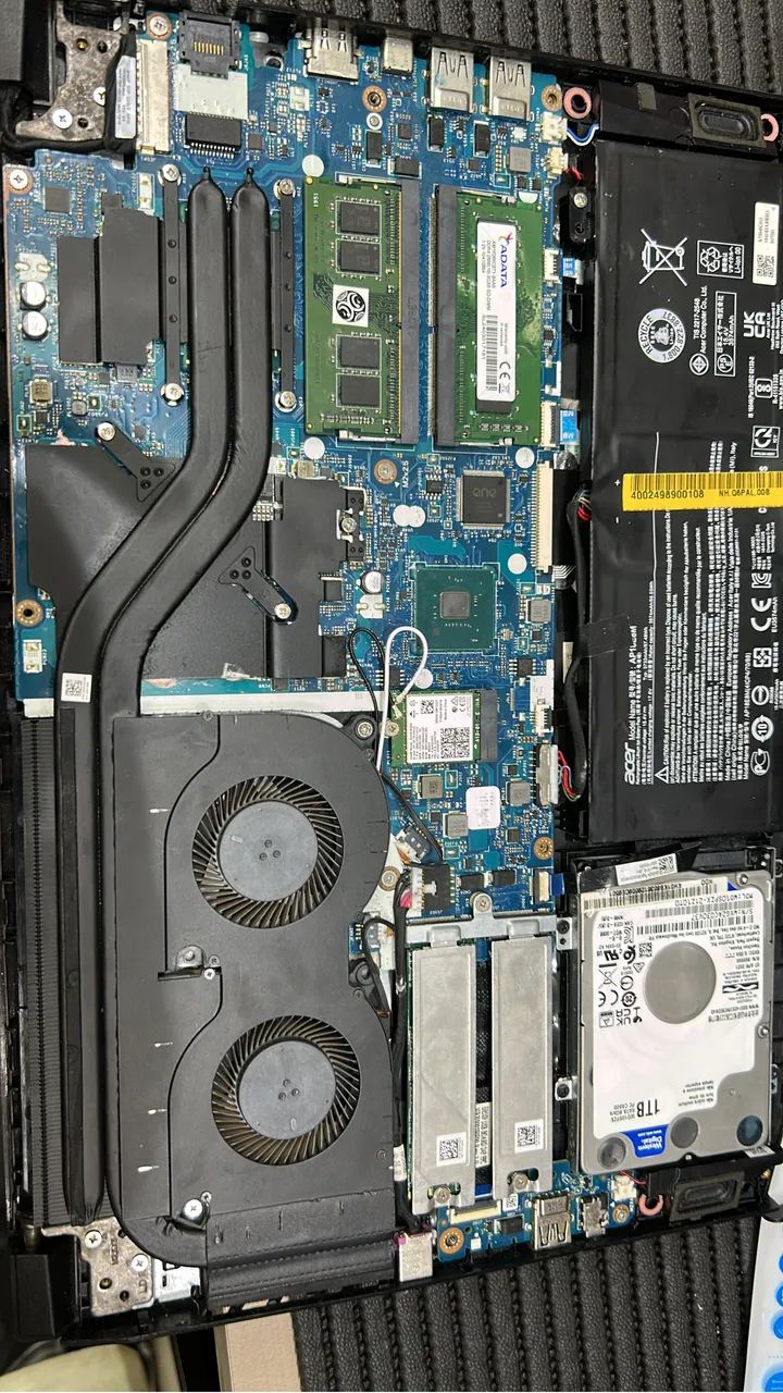 ASSISTÊNCIA TÉCNICA EM CELULARES E NOTEBOOKS