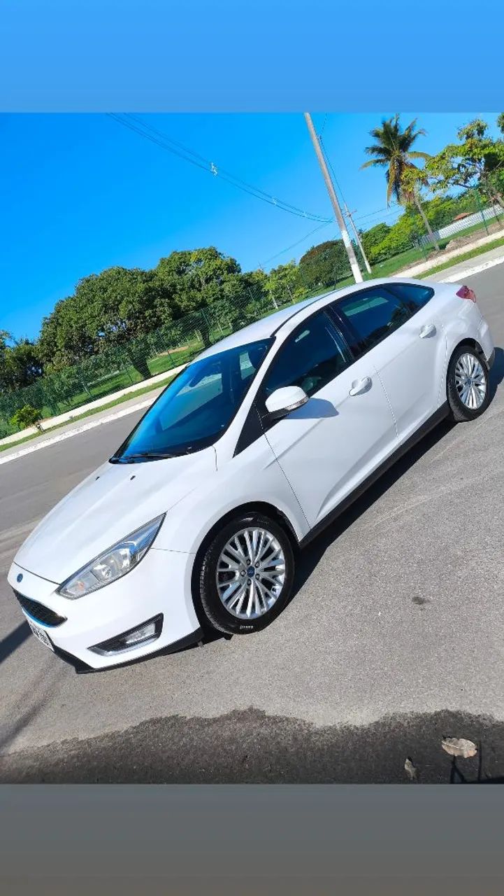 Ford Focus Fastback Se/se Plus 2.0 Flex Aut. 2016 - Foto 2