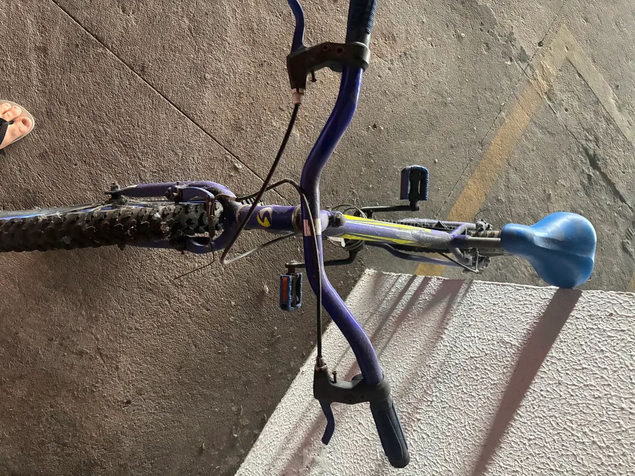 Bicicleta semi nova