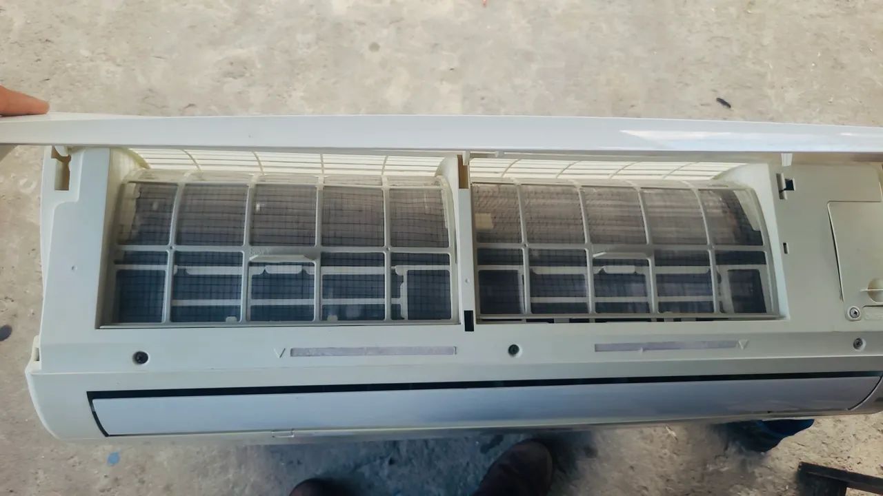 Ar Condicionado Split LG Inverter 12.000 Btus COM DEFEITO - Foto 3