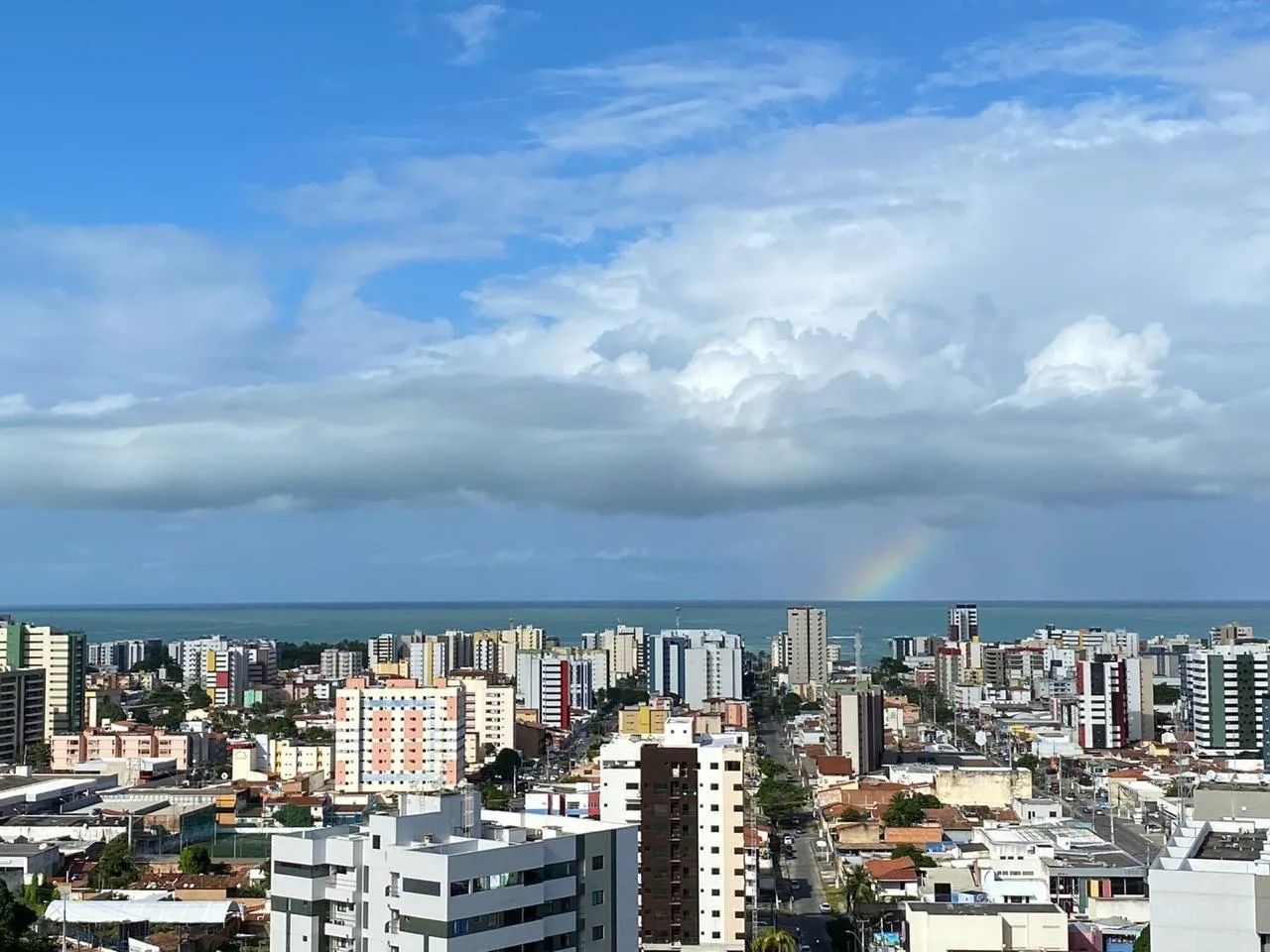 Alugo quarto na maguabeiras - Foto 4