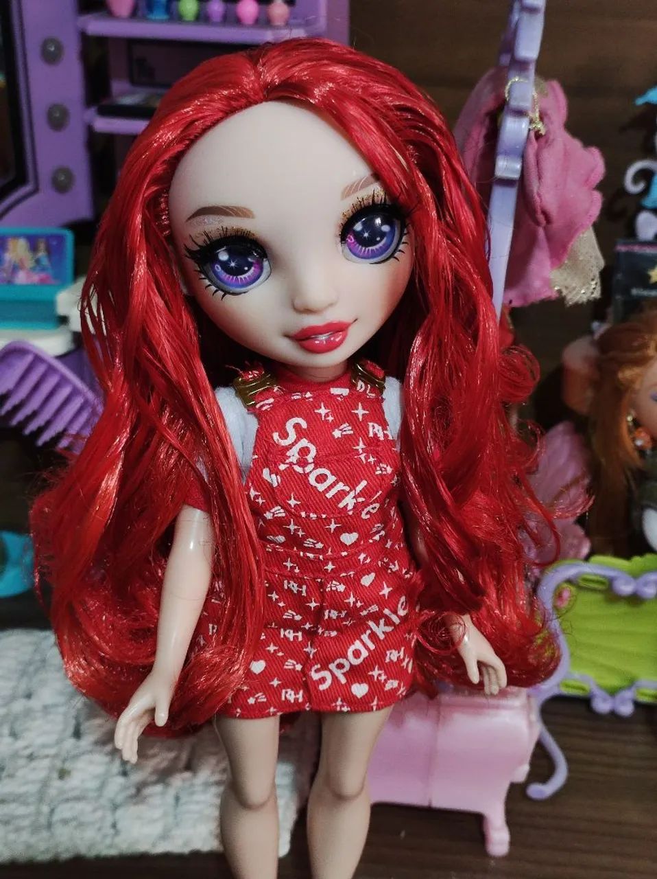 Boneca rainbow high rubi  - Foto 4