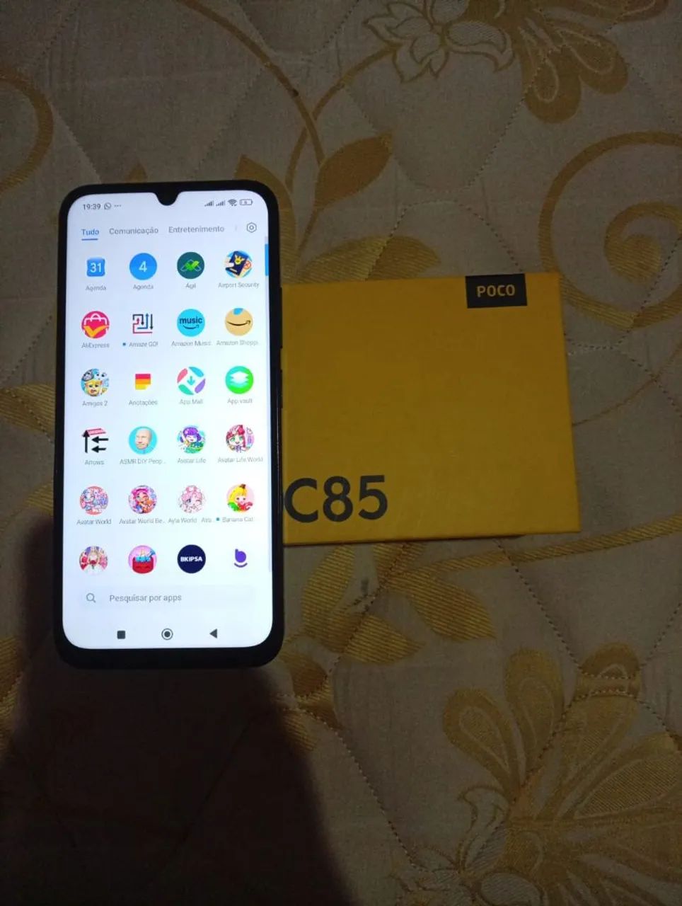 Vendo celular semi novo 