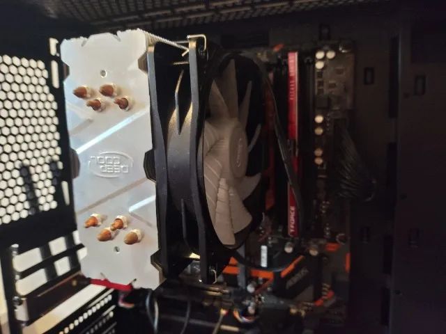 Placa mae B450 AORUS - Foto 3