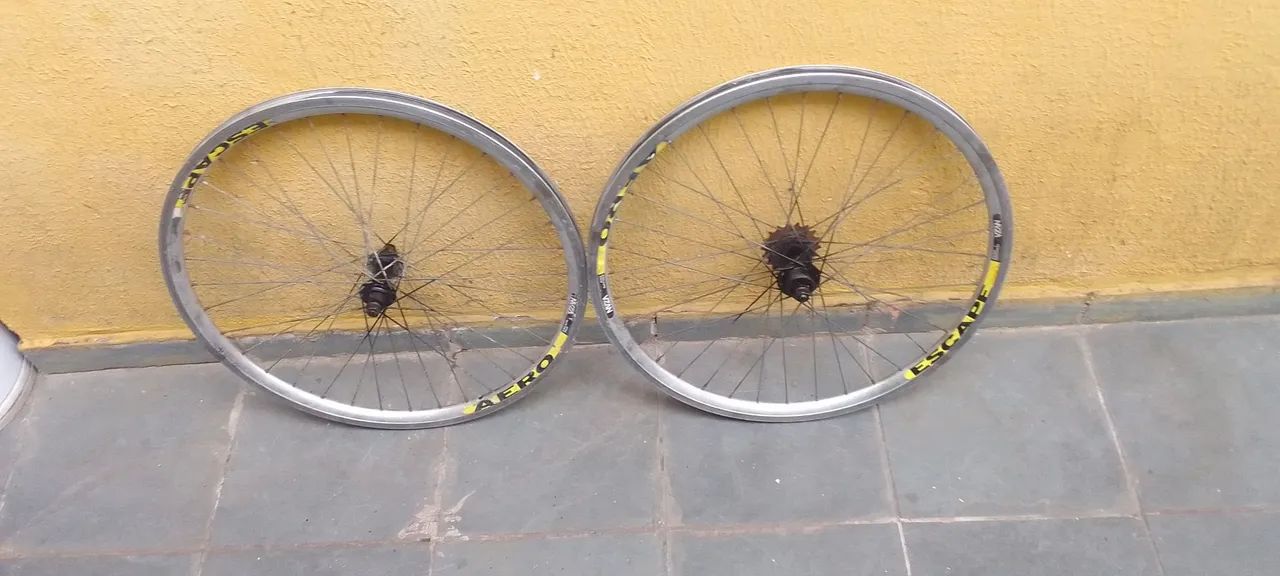  Linda bicicleta juvenil aro 24 - Foto 3