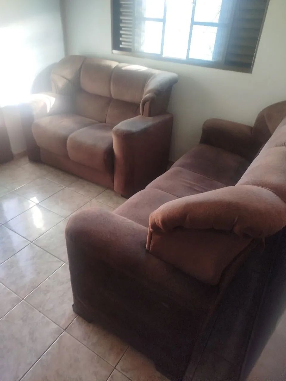 Vendo jogo de sofá semi novo  - Foto 3