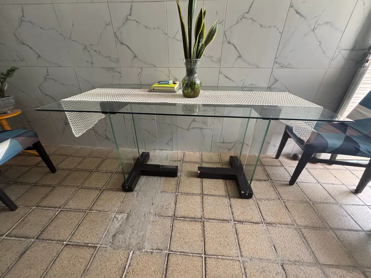 Tampo de mesa com vidro sem cadeiras  - Foto 2