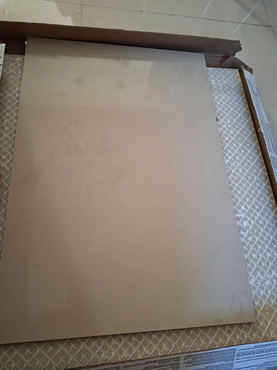 Piso Porcelanato Delta Avorio 62 x 62cm Polido Tonalidade Shade 16 Lote 10930006