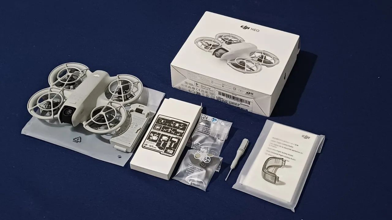 Drone Dji Neo Standard Br Dji050 Cor Cinza