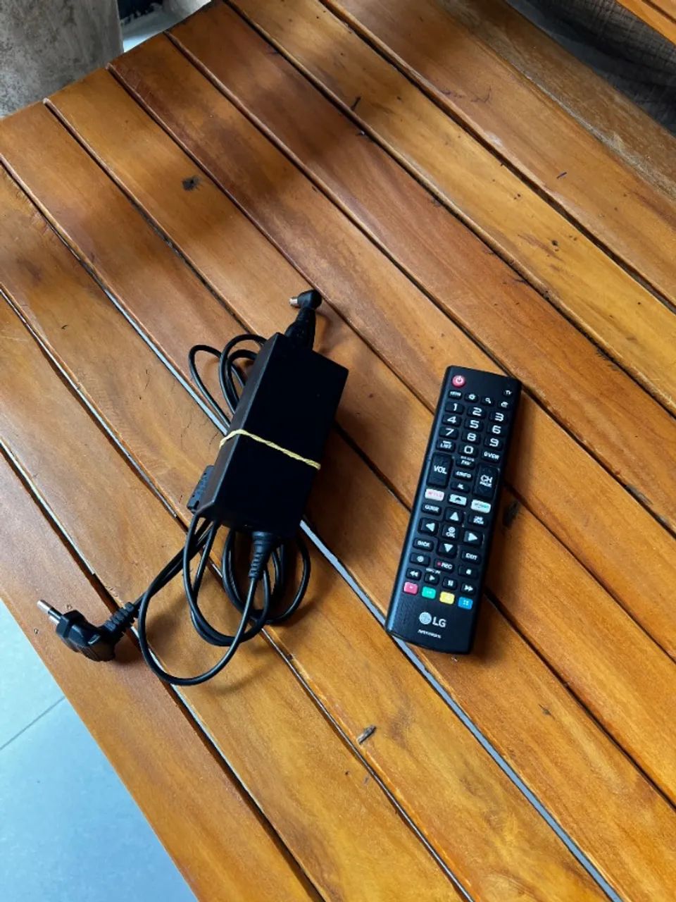 TV LG Smart HD WebOS 32" WiFi R$ 700 - Foto 5