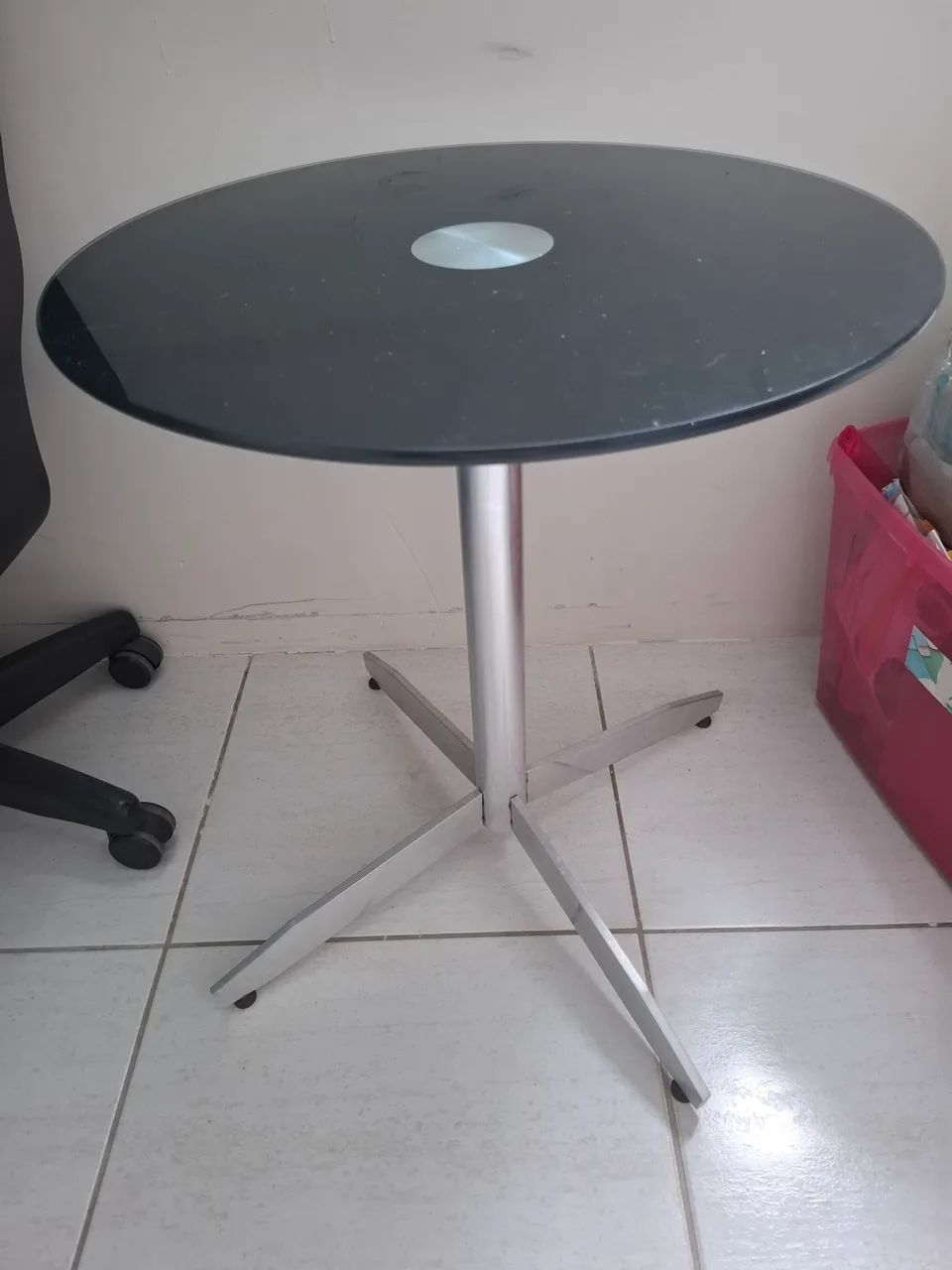 Mesa de apoio  com tampo de vidro  - Foto 2