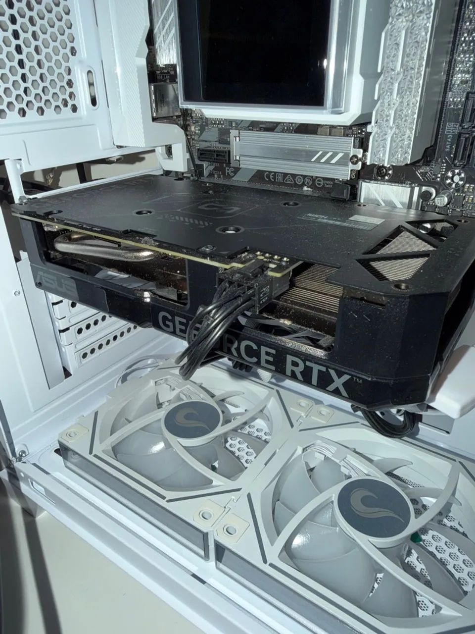 Placa de vídeo 4060 8GB ASUS Nvidia - Foto 2