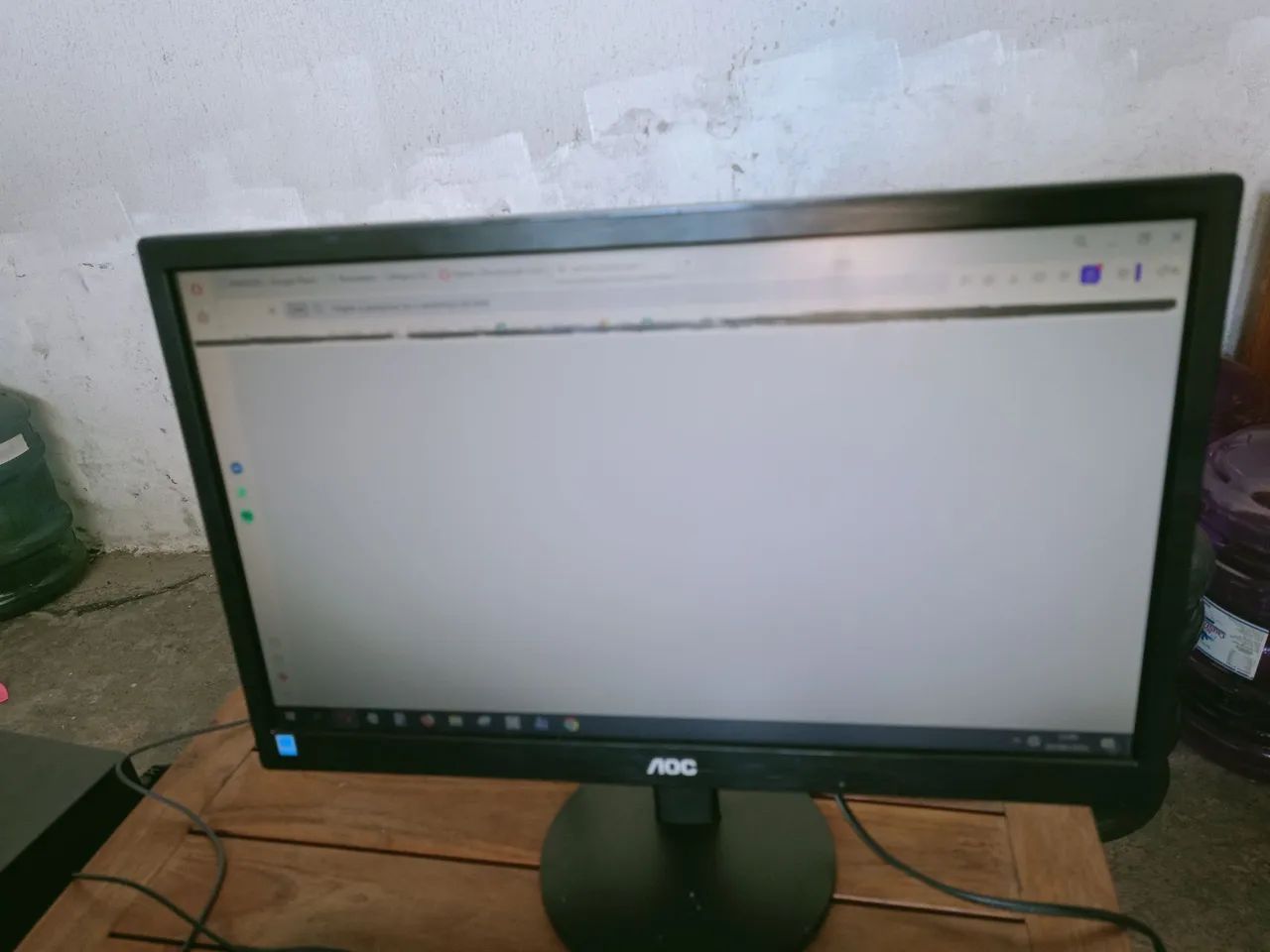 Monitor AOC 18,5 polegadas Led - usado com defeito - Foto 3