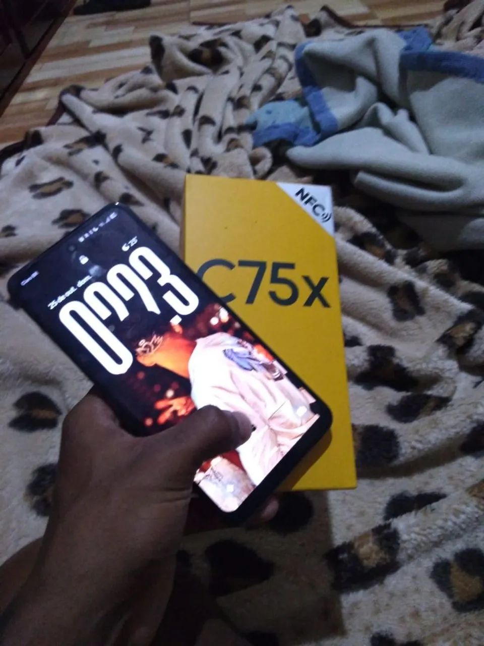 Realme c75x  - Foto 3