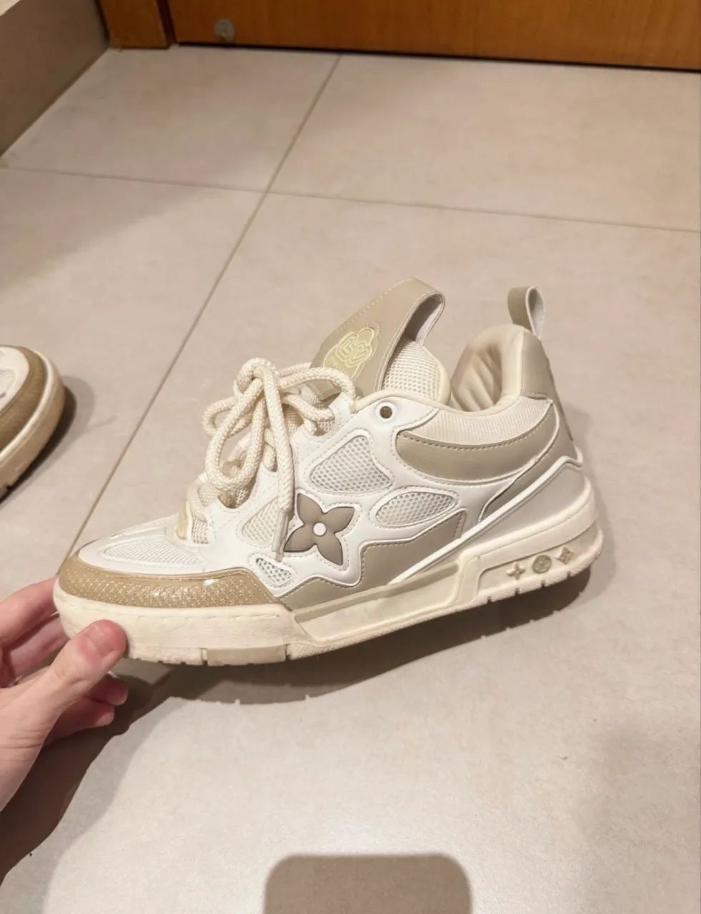 tênis louis vuitton skate sneaker bege 