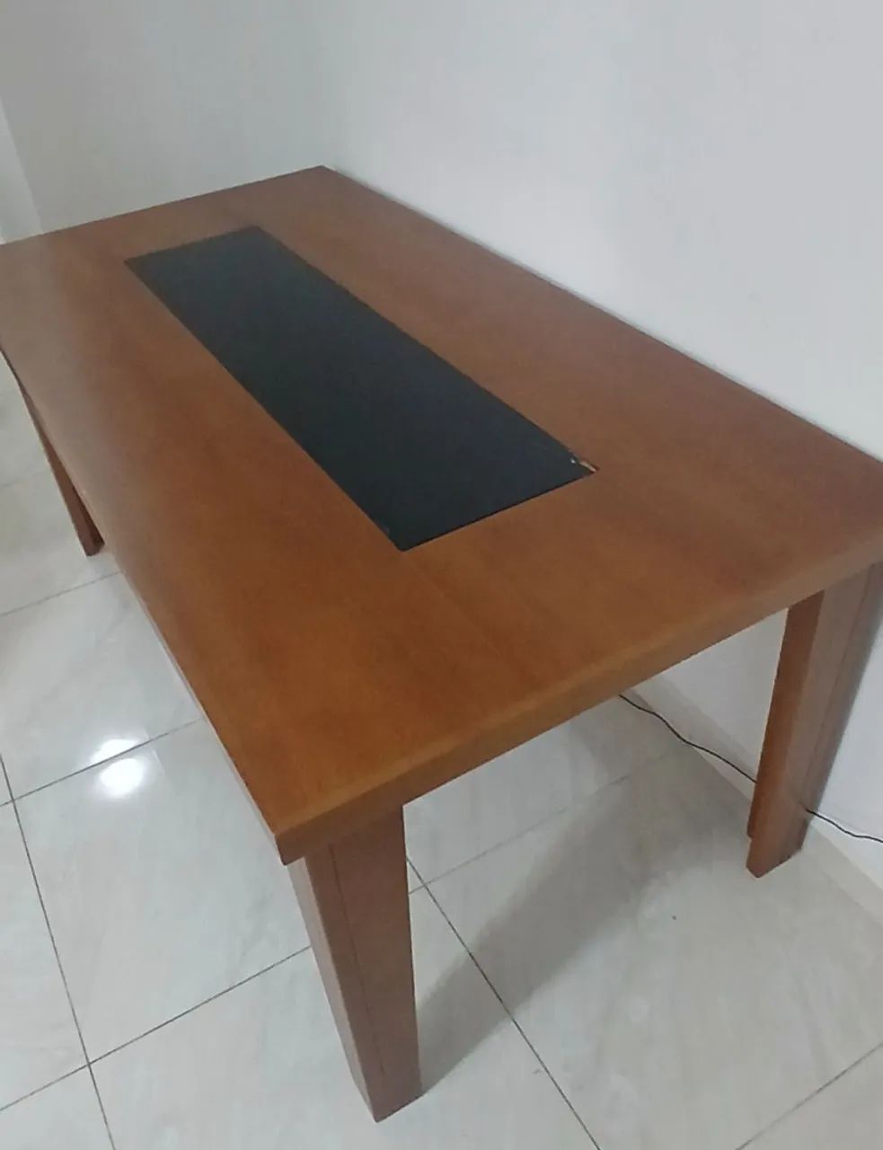 MESA JANTAR AMADEIRADA