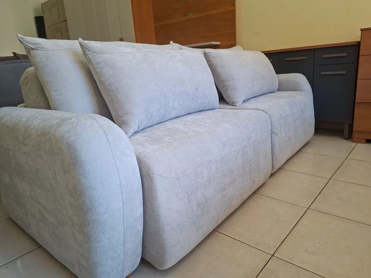 Sofá Cama Novo Tem 2.40 Com espuma D33 e molas ensacada. - Foto 4