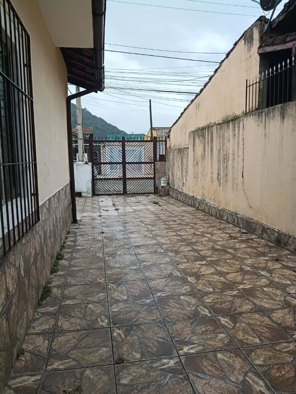Casa lote inteiro com piscina em Mongaguá Sp - Foto 3