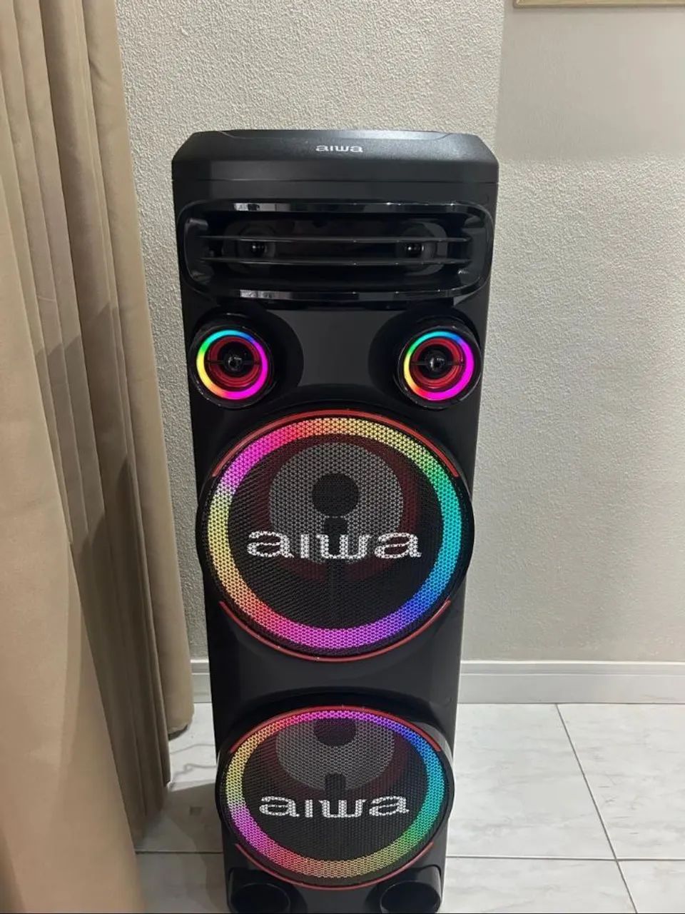 Caixa de som torre aiwa 2300W