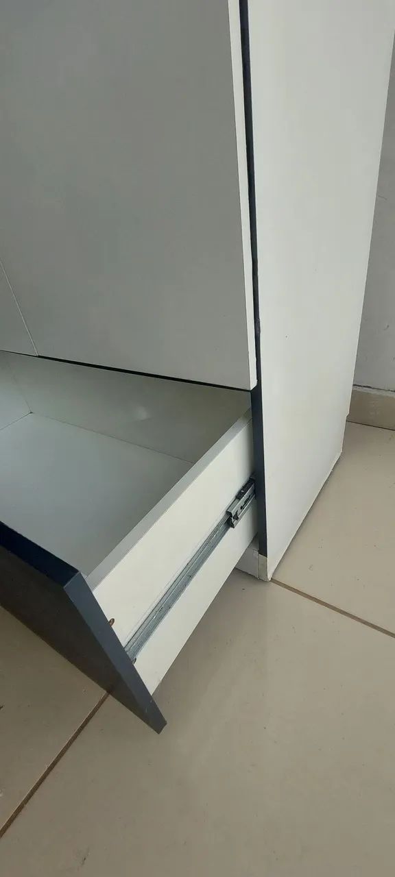 Multiuso, Armário e Guarda-Roupa em MDF - Foto 3