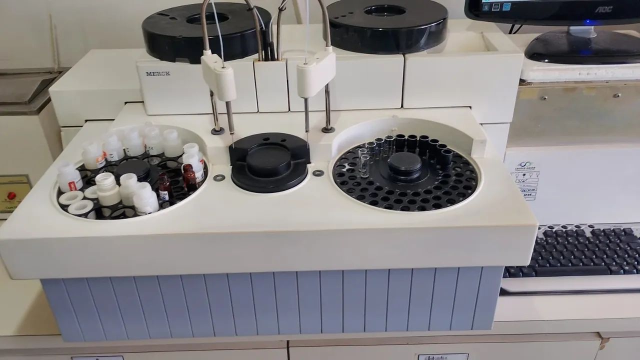 Analisador bioquímico Selectra 2